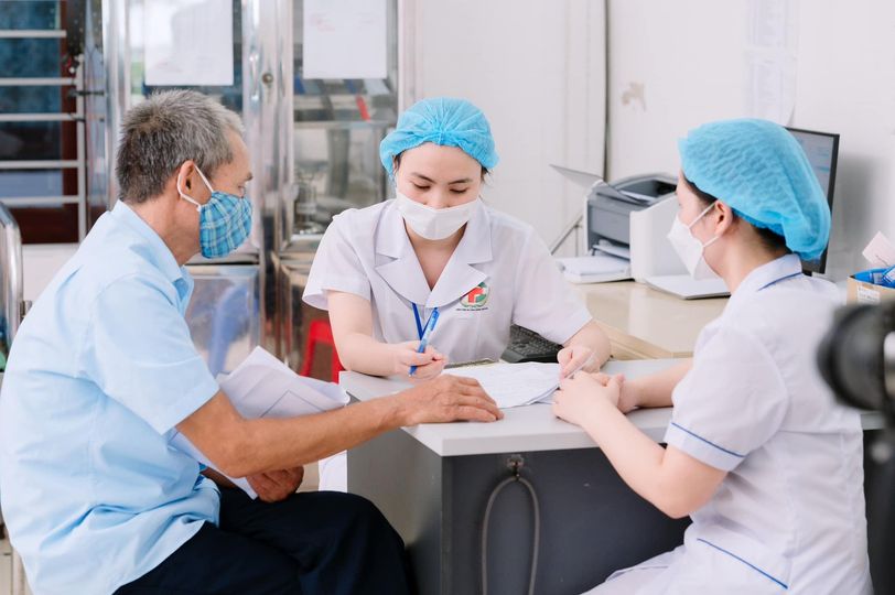 12h05" 09.4.2024...cuộc gọi giữa giờ nghỉ trưa...